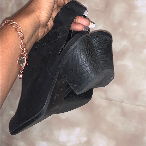 Black ankle booties - Picture 6 of 6